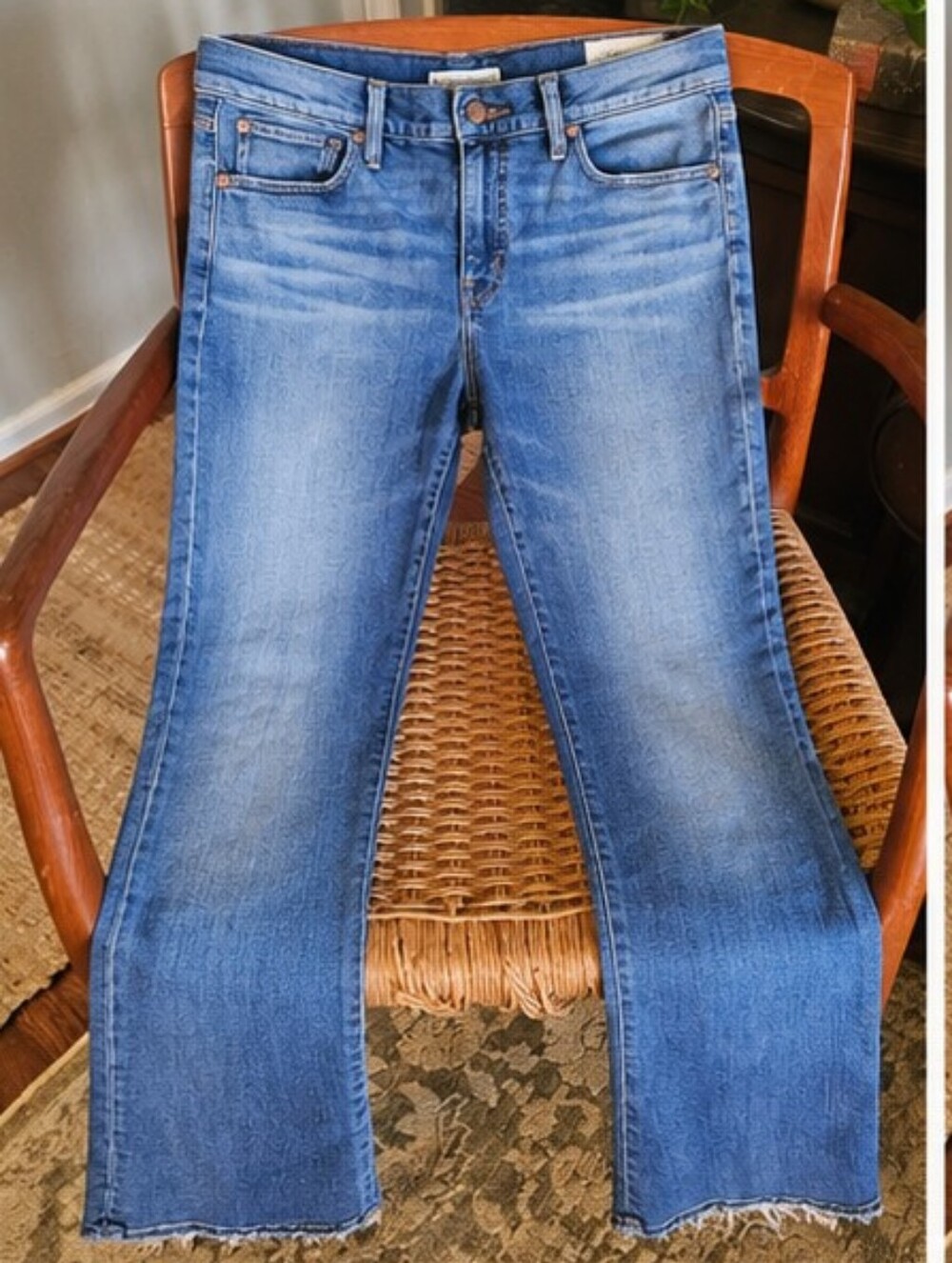 Madewell Slim Demi Boot Jeans Size 31 Medium Wash Raw Hem